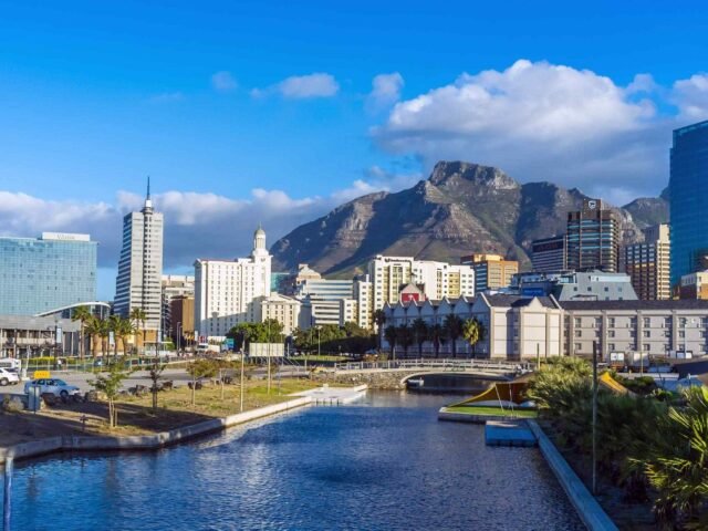 https://stokmansafaris.co.ke/wp-content/uploads/2018/08/post_capetown_02-640x480.jpg