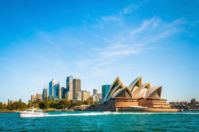 https://stokmansafaris.co.ke/wp-content/uploads/2018/09/destination-sydney-08-640x427.jpg