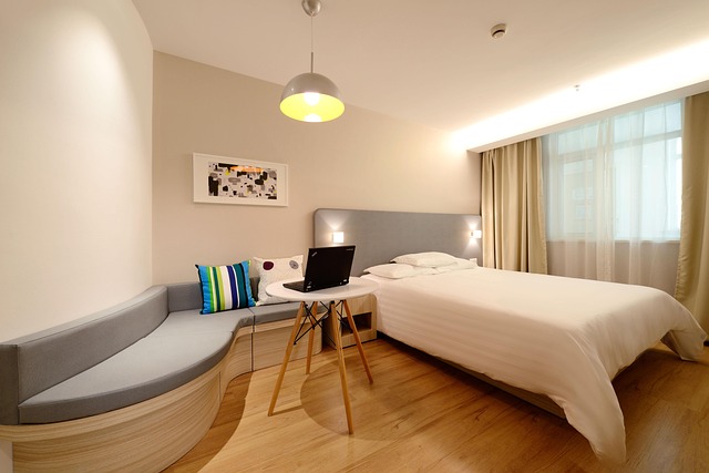 Hotel Bookings